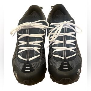 NWOT  The North Face Mens Ultra 109 WP Trail Shoe, Blk/Dk Shdw Gry Size 10.5.